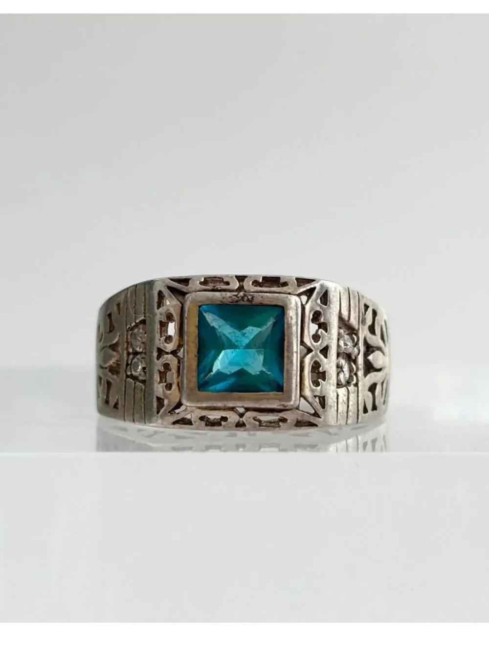 Blue Topaz Tapered Square Cut Cutout Sterling Silver 925 Vintage Ring - sz 9.5